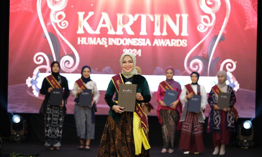 Penghargaan Kartini Humas Indonesia PLN