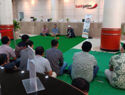 Bank Jatim Basuki Rahmat Surabaya Hadirkan Dai Tangguh BMH, Karyawan Antusias Ikuti Kajian Dhuha