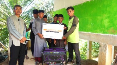 BMH Salurkan 3 Genset untuk Santri Penghafal Qur’an di Air Rami