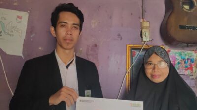 Zakat, Infak dan Sedekah Anda Bahagiakan 21 Keluarga Prasejahtera di Paser