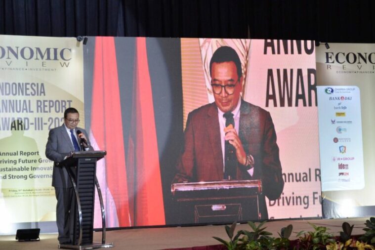 rektor cyber university