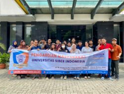 Tingkatkan Keterampilan Digital, Dosen Cyber University Latih Remaja Bogor Microsoft Excel