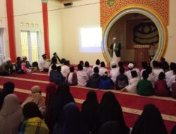 Malam Muhasabah di Masjid Muhammad Cheng Hoo: Santri dan Orang Tua Merenungi Tugas dan Tanggung Jawab Bersama