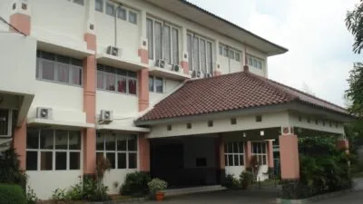 kurikulum islam sekolah bm-400