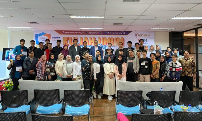 Kuliah umum Cyber University
