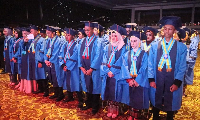 Wisuda ke-60 Universitas BSI