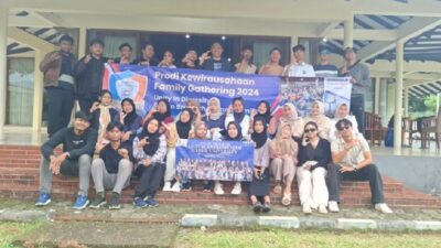 family gathering Prodi Digital Entrepreneur Cyber University