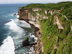 tempat liburan di Bali Uluwatu