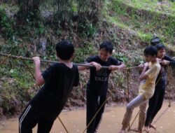 Siswa SD Prestasi Global-Depok  Asyik Camping di Sentul, Bogor
