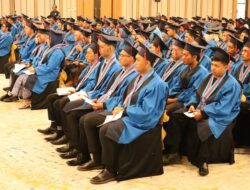Wisuda Universitas BSI di Semarang Bukanlah Akhir Para Lulusannya, Tapi Awal Perjuangan Baru!!