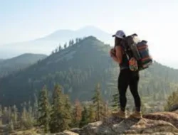 Manfaat Hiking bagi Kesehatan yang Perlu Anda Ketahui