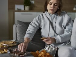 Ketahui Penyebab Rasa Lapar Berlebih saat Stress
