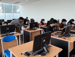 Full Stack Developer: Profesi Serba Bisa dengan Prospek Cerah bagi Lulusan STI di Cyber University