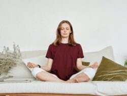 Mindfulness: Praktik Kesadaran Penuh untuk Kesehatan Mental