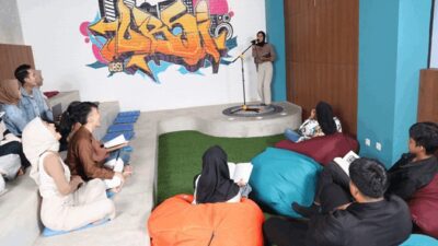 Manfaat Ilmu Komunikasi Dalam Dunia Kerja