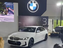 BMW Hadirkan Inovasi Baru, Luncurkan BMW 320i M Sport di IIMS 2025