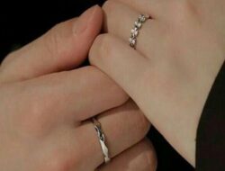 Kenapa Cincin Kawin Dipasang di Jari Manis?