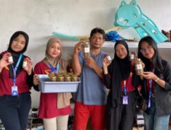 Budidaya Maggot di Desa Karang Anyar Bekasi Berkembang Pesat