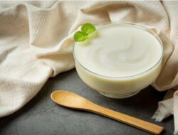 Yoghurt Bisa Bikin Kulit Lembap dan Cerah, Ini Penjelasannya!