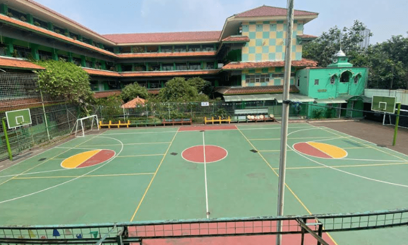 4. SMK Negeri 8 Jakarta