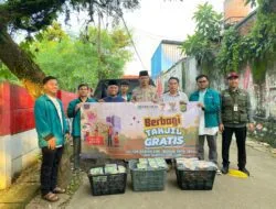 Sinergi Kebaikan, BAZNAS Depok, Polsek Bojongsari dan Kampus SEBI Bagikan 230 Paket Takjil