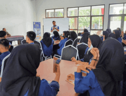 Beasiswa Cyber University Dorong Siswa SMK Lanjut Kuliah, Kurangi NEET