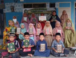 Semangat Nuzulul Qur’an, BMH Tebar Al-Qur’an dan Iqro untuk Santri di Lombok Barat