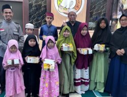 Buka Puasa Penuh Makna, Bahagiakan Santri Yatim dan Duafa di Tenggarong