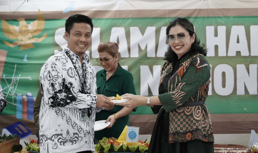 perkuat orientasi kampus sma bm 400