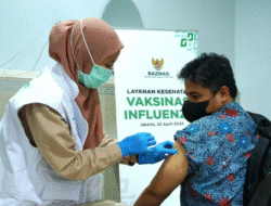 BAZNAS Gelar Layanan Kesehatan Mata dan Vaksinasi Gratis