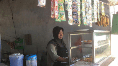 Warung Santi, Desa Jabon Mekar, Parung, Bogor.