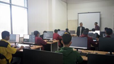 UBSI Kampus Cengkareng Jadi Tuan Rumah Lomba Teknik Desain Laman Tingkat SMK Jakarta Barat Wilayah 1