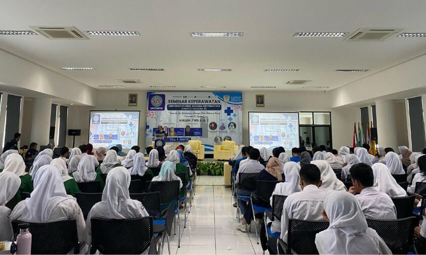 Universitas BSI Gelar Seminar Keperawatan Tentang Isu Kesehatan Remaja dan Peluang Kerja ke Jepang