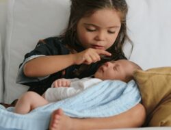 Ini 5 Sifat yang Biasa Dimiliki Perempuan Anak Pertama