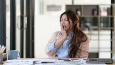 Masih Mengantuk di Pagi Hari? Mungkin Ini Sebabnya!