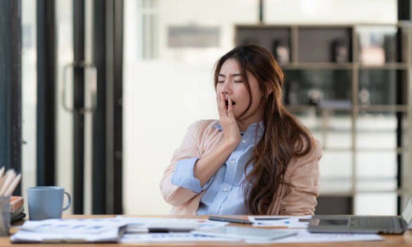 Masih Mengantuk di Pagi Hari? Mungkin Ini Sebabnya!