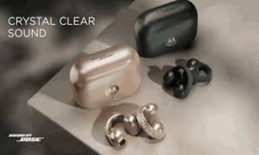 Moto Buds Loop Hadir dengan Kristal Swarovski dan Teknologi Audio dari Bose