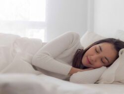 Mau Tidur Lebih Nyenyak? Ini Terapi yang Bisa Kamu Coba