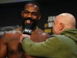 Jon Jones Tanggapi Petisi UFC Yang Meminta Mencabut Gelar Juaranya
