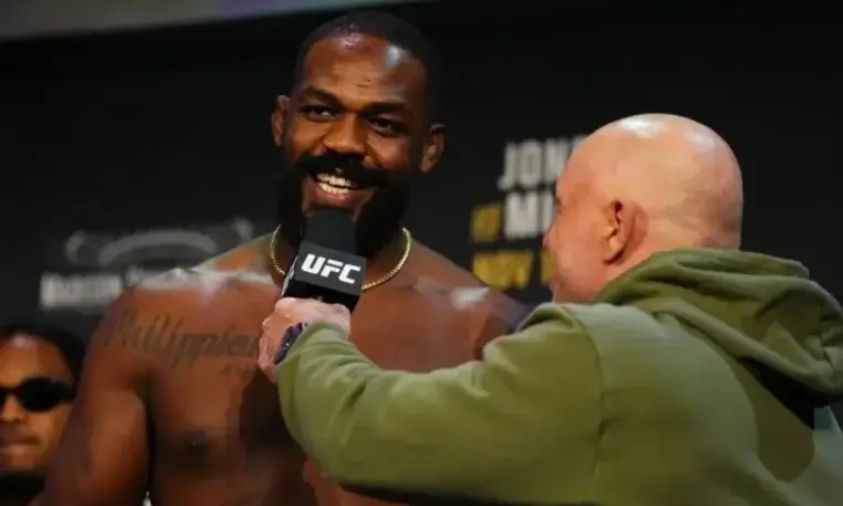 Jon Jones Tanggapi Petisi UFC Yang Meminta Mencabut Gelar Juaranya