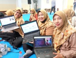 Canggih Boleh, Tapi Adab Tetap Nomor Satu!