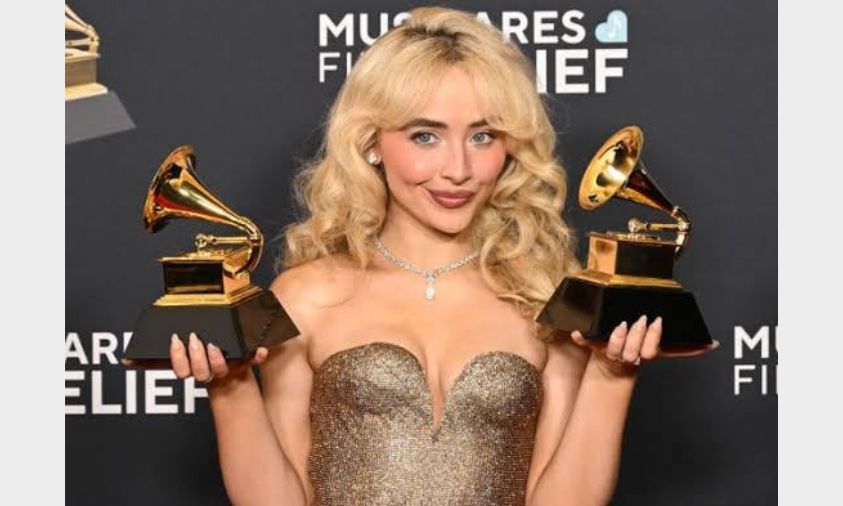 Sabrina Carpenter Buka Era Baru Dengan Single “Manchild”