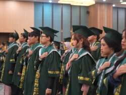 Wisuda BM 400 Tahun 2025: “From Dream To Destiny, Powered by Passion, Guied by Purpose”