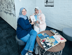 Perkuat Literasi Mahasiswa, Perpustakaan Cyber University Terima Hibah Buku dari Dosen Bisnis Digital
