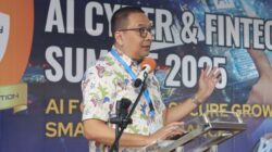 Paradoks Talenta Digital: Rektor Cyber University Serukan Akselerasi Kolaboratif dalam AI Cyber & Fintech Summit 2025