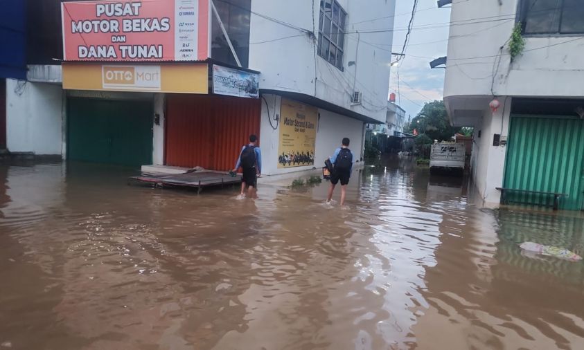 Banjir Landa Kranji dan Bintara, Dampak Hujan Deras Sejak Minggu Malam