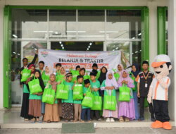 BMH Traktir dan Ajak Anak Yatim Belanja Bareng Sambut Muharram di Kediri