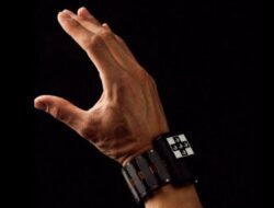 Meta Bikin Gelang Ajaib, Komputer Bisa Dikontrol Cuma Pakai Gerakan Tangan!