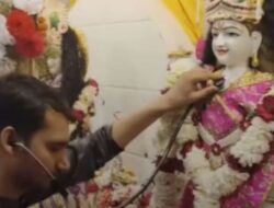 Video Viral Dokter di India Dikerahkan untuk Periksa ‘Detak Jantung’ Patung Dewa Krishna