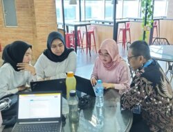 Tembus Youthpreneur Sinar Mas Land 2025, Mahasiswa Cyber University Siap Jadi Wirausaha Muda Hebat!